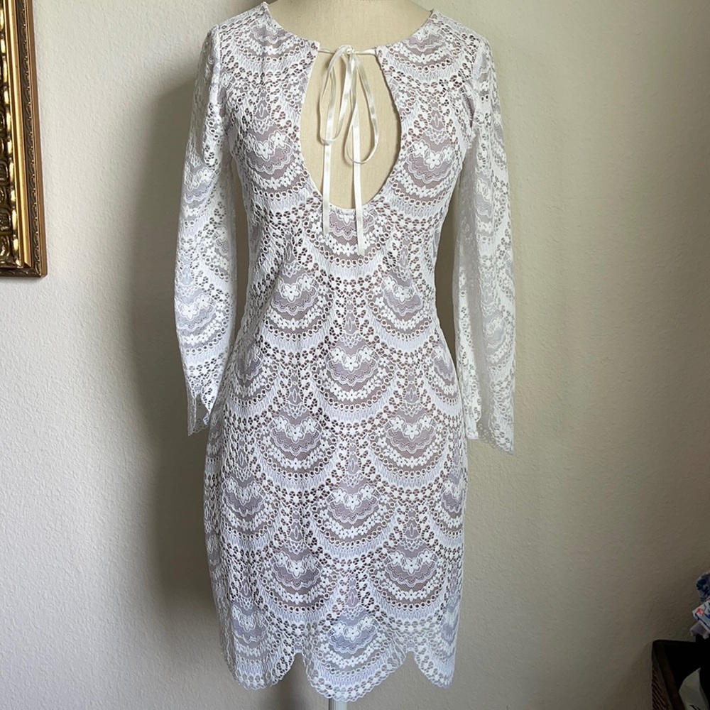For Love & Lemons Rosalita lace keyhole dress